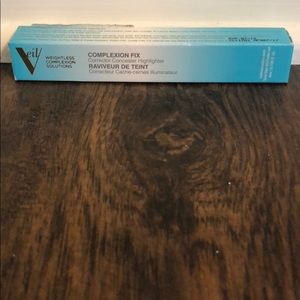 Veil Complexion Fix Concealer Light